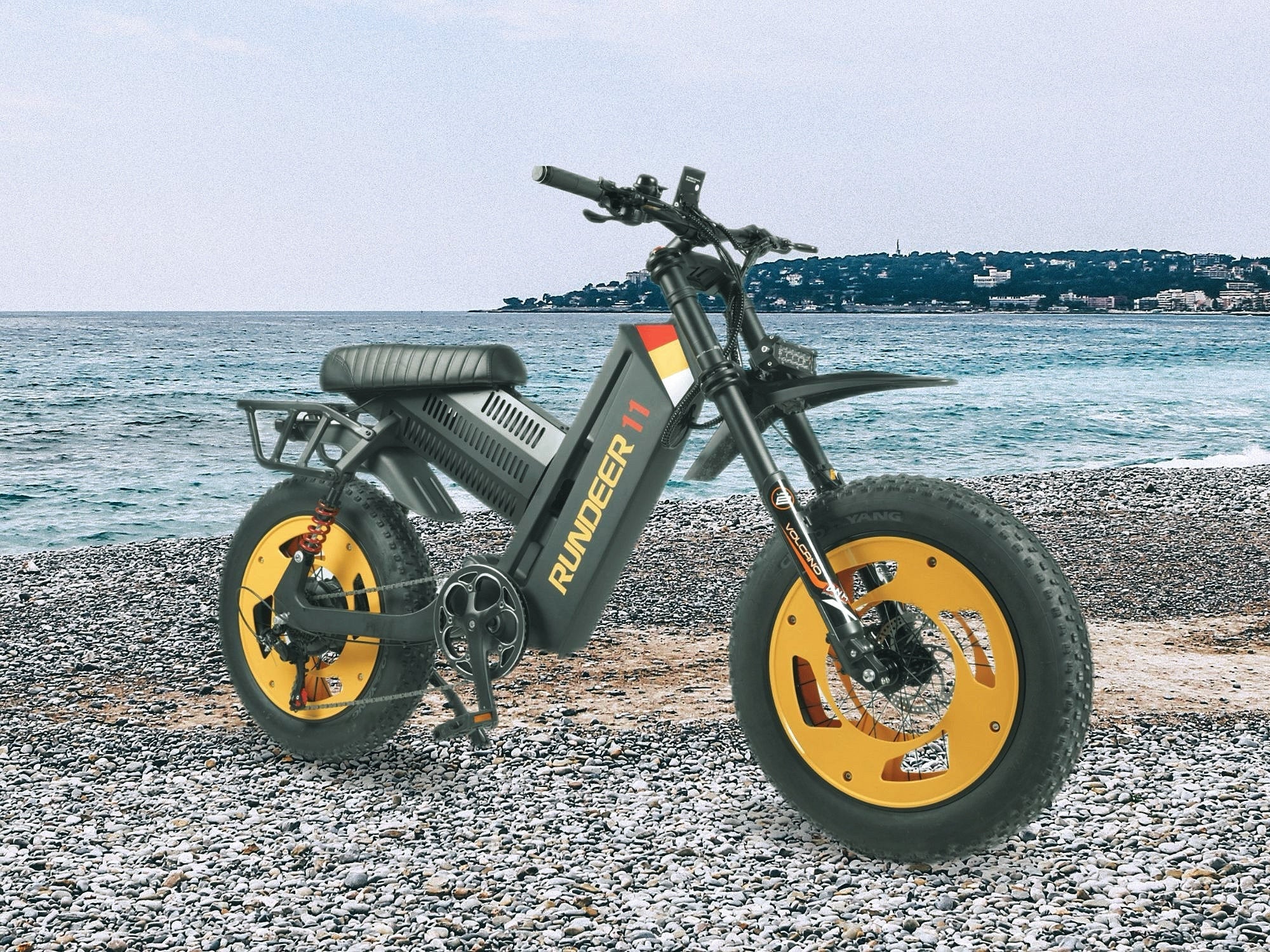 The-Pros-and-Cons-of-Fat-Tire-E-Bikes-Comfort-Stability-and-Flat-Resistance-Explored Rundeer
