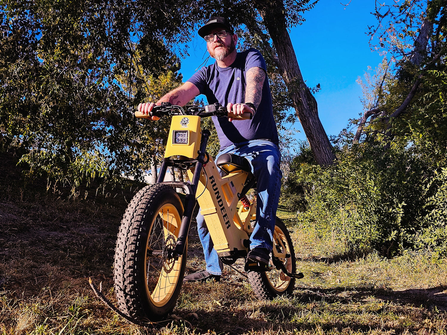 E-Bike-for-Seniors-A-Simple-Guide-to-Safe-Comfortable-and-Easy-Riding Rundeer