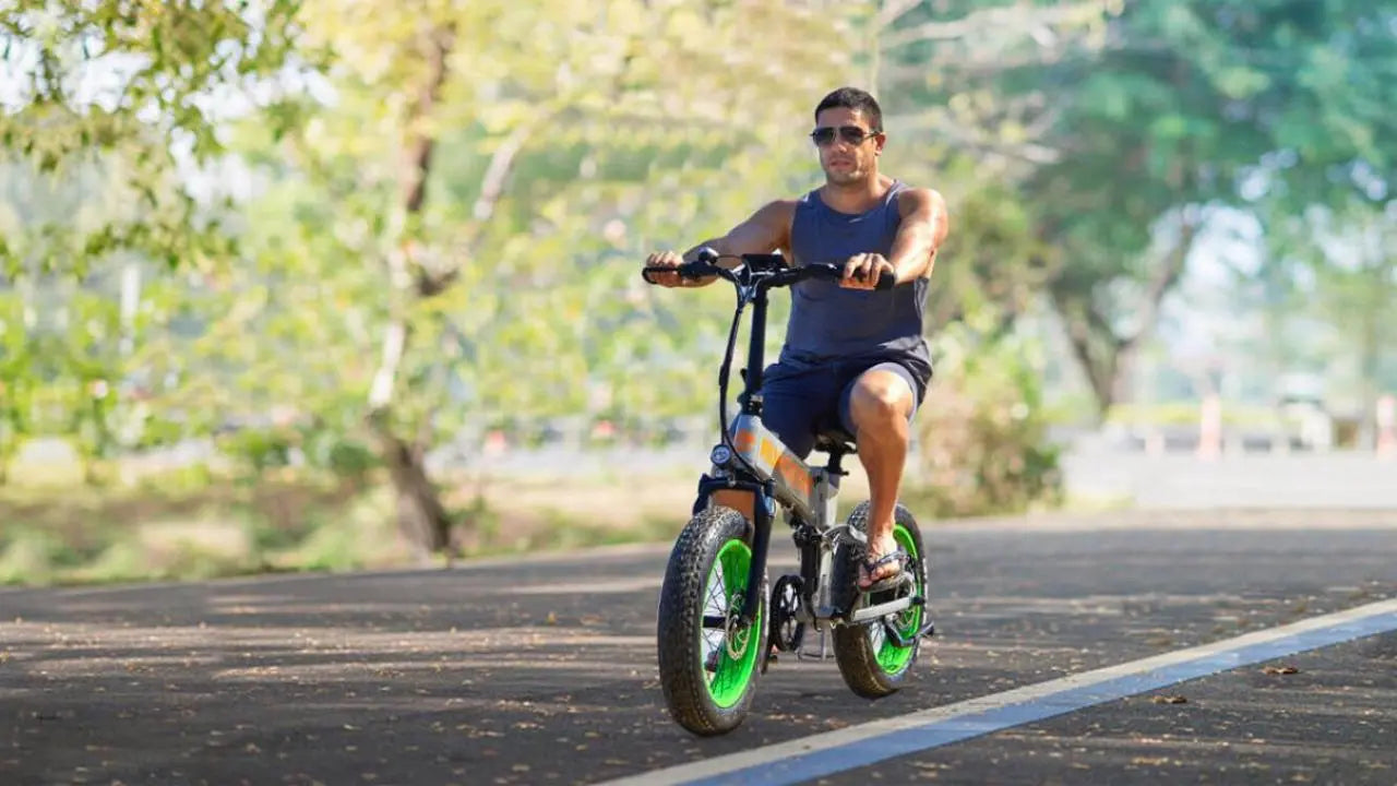 The-Perfect-Father-s-Day-Gift-eBikes-for-Adventurous-Dads Rundeer
